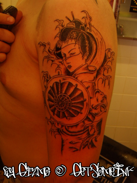 Shoulder Japanese Geisha Tattoo Picture 2