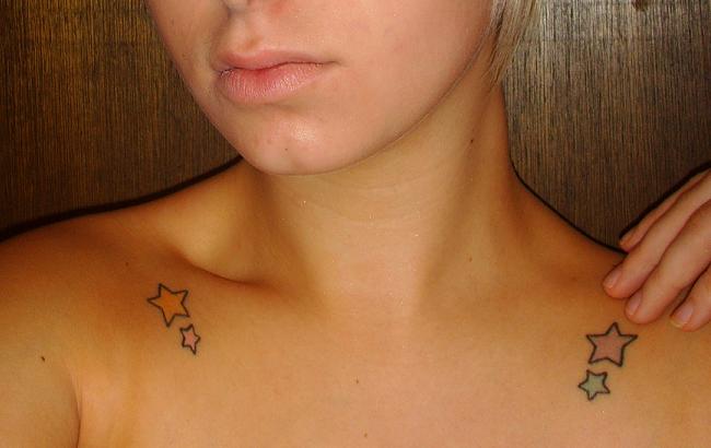 Shooting Star Tattoo Art and Design Gallery. Posted by world at 12:22 AM