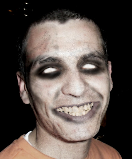 [Image: Smiling_Zombie_by_Wallwatcher.jpg]