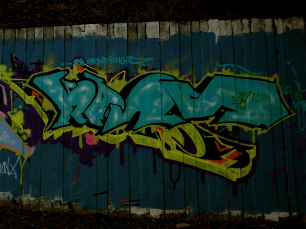 desktop wallpaper graffiti_10. graffiti 10 by ~R3D-K1NG on deviantART