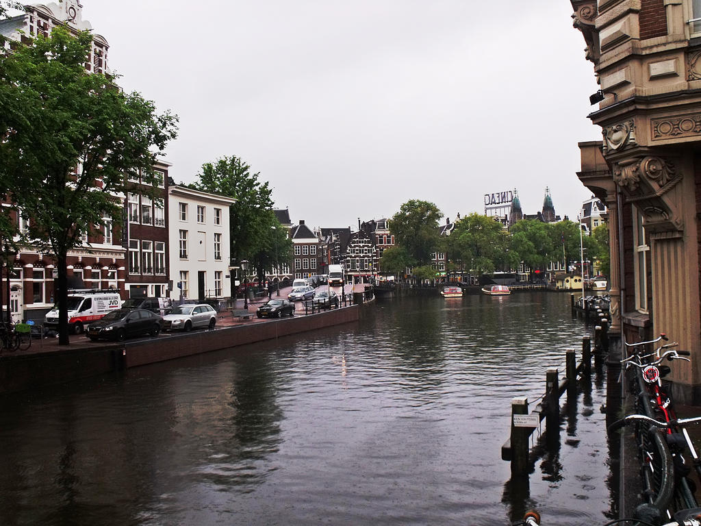 Amsterdam II. by dev-samax3