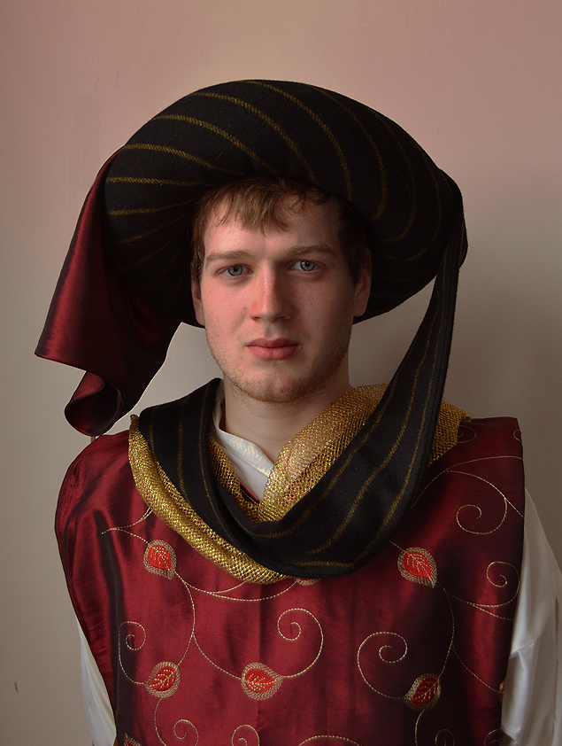 13th and 14th centuries: men's hats | All Things