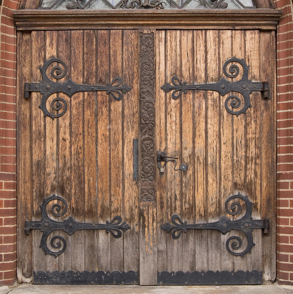 Medieval_Door_Texture_01_by_goodtextures.jpg