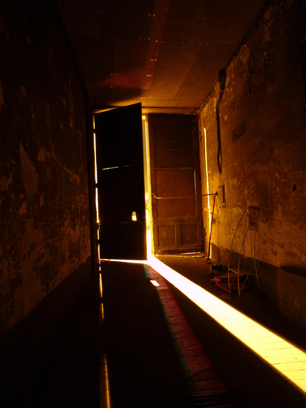 Light door by LonsomeCoder