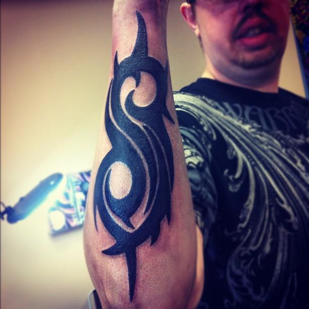 slipknot s tribal tattoo by ROberTTroutEN on DeviantArt